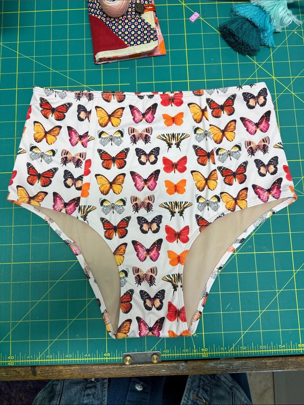 Kortni Jeane Bottoms butterfly - Picture 1 of 4